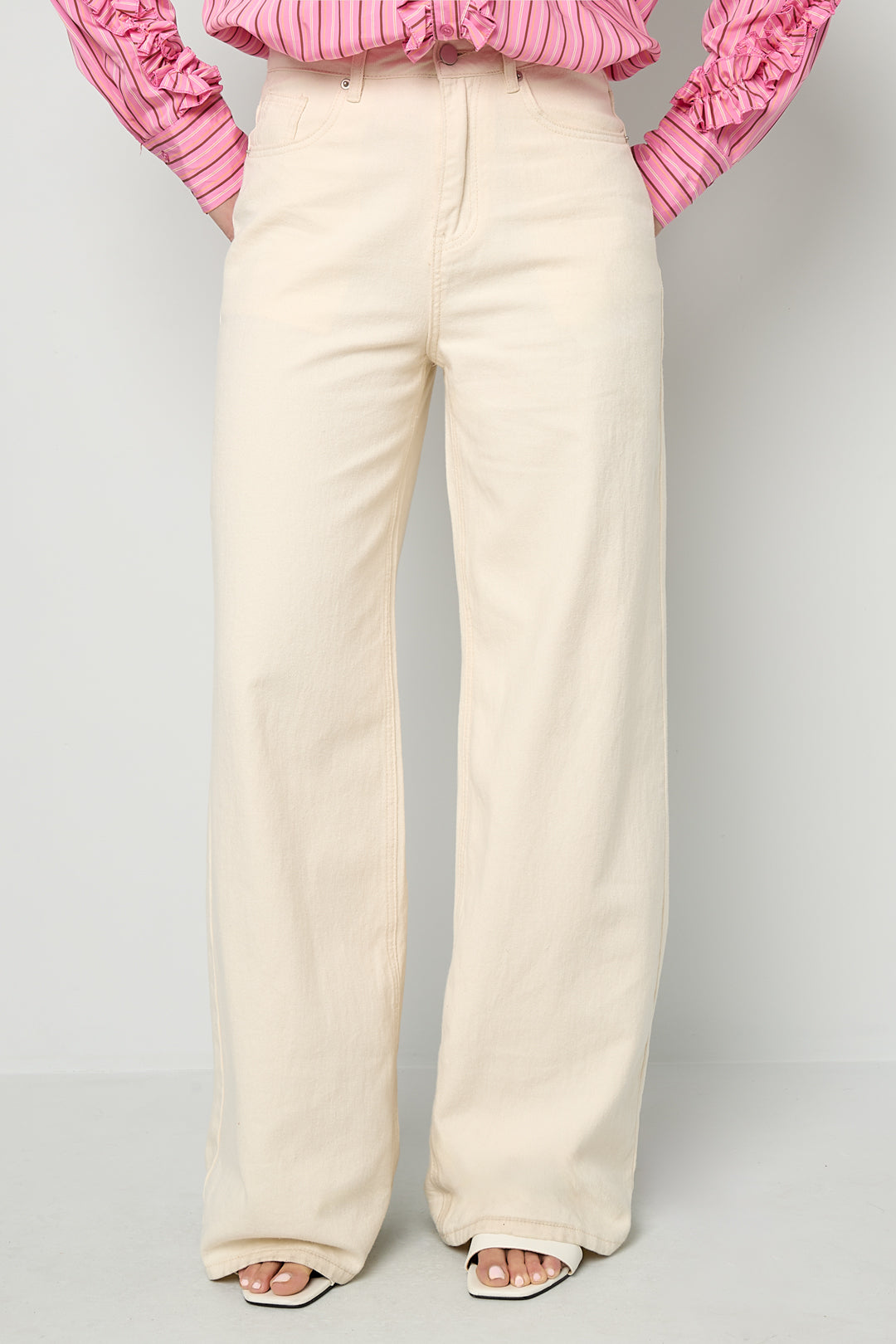 Wide Leg Jeans